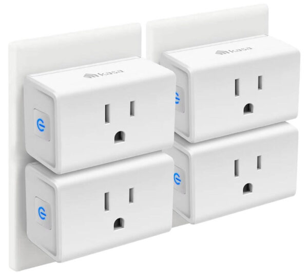 Smart WiFi plug for home automation and remote control