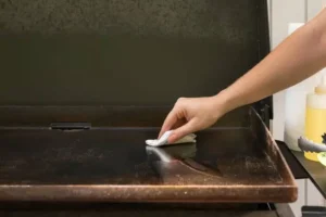 flat top grill cleaning